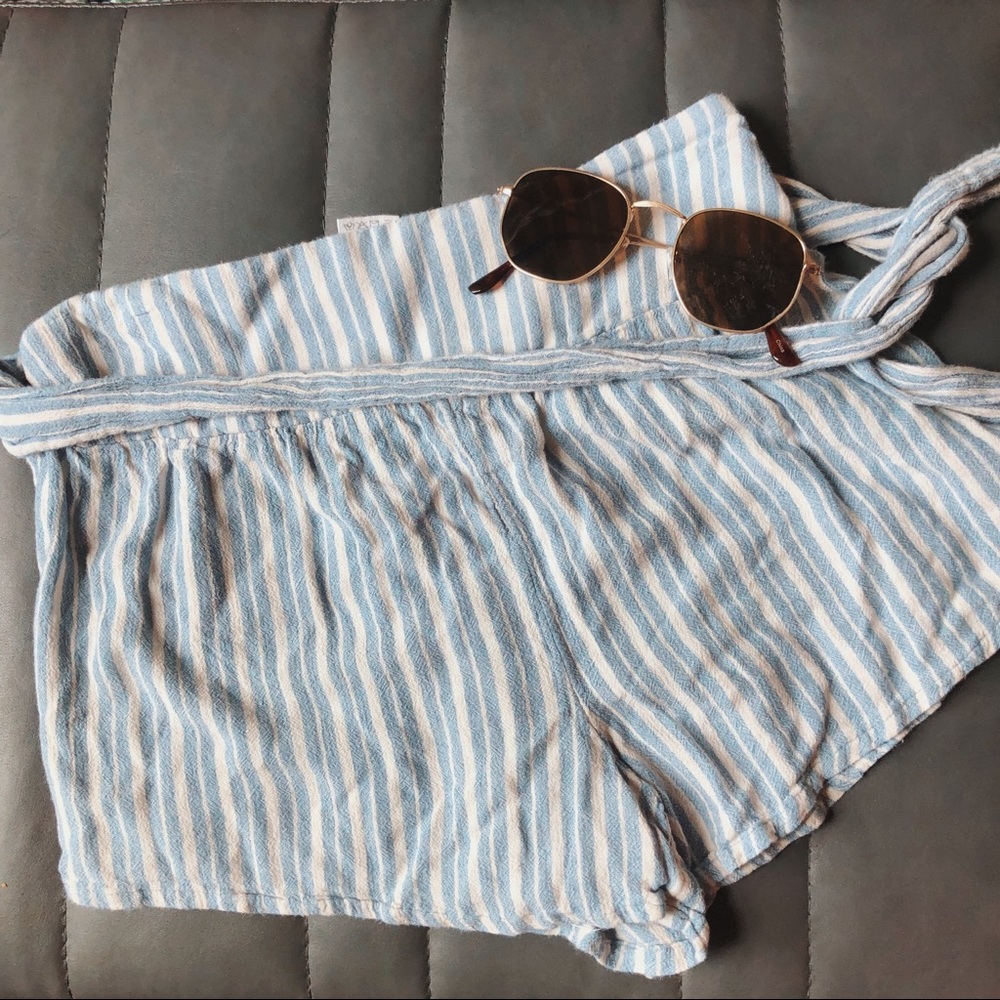 Billabong Linen Shorts (S)